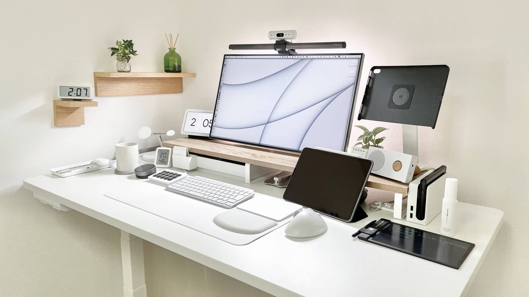 おすすめデスク整理アイテムをまとめて紹介｜電動昇降デスクに収納を | ぽきろぐ